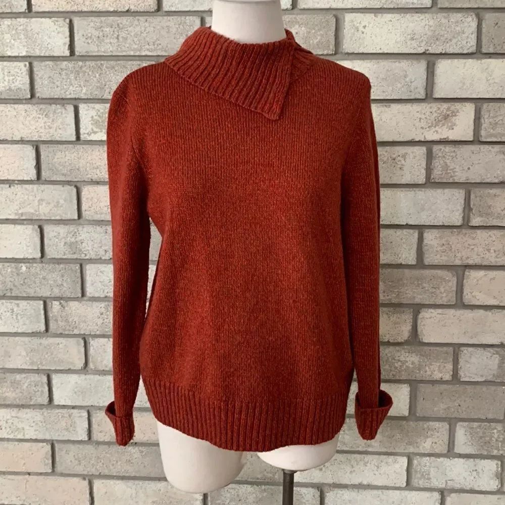 3for$20 sweater small